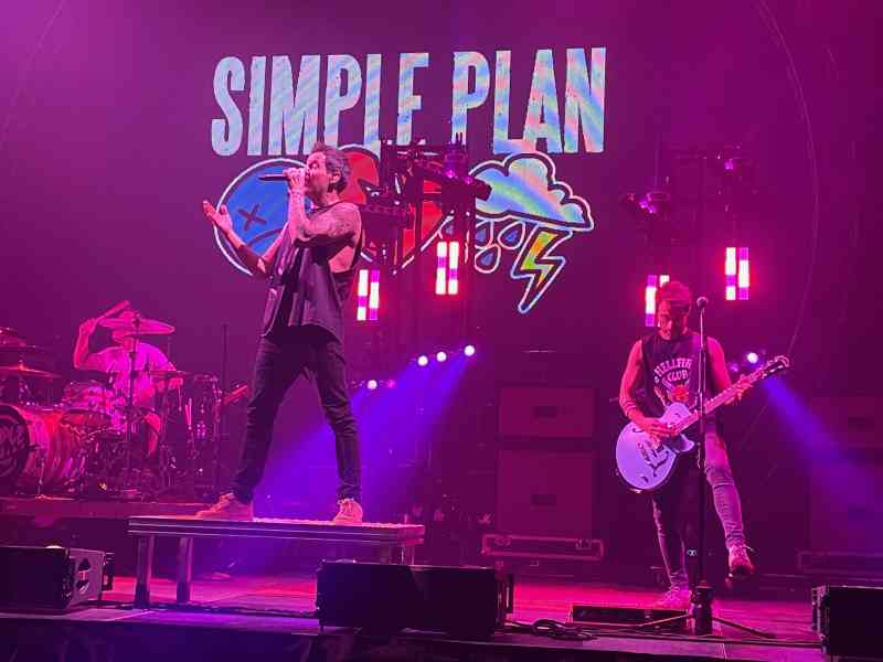 Simple Plan & The Offspring