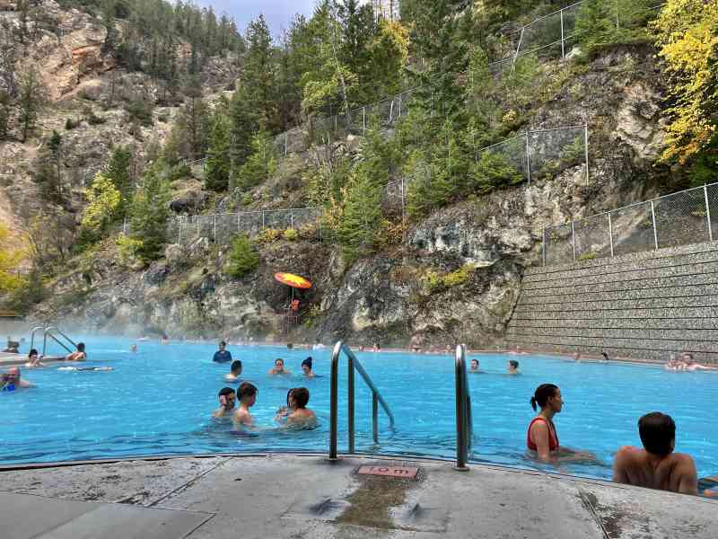 Radium Hot Springs