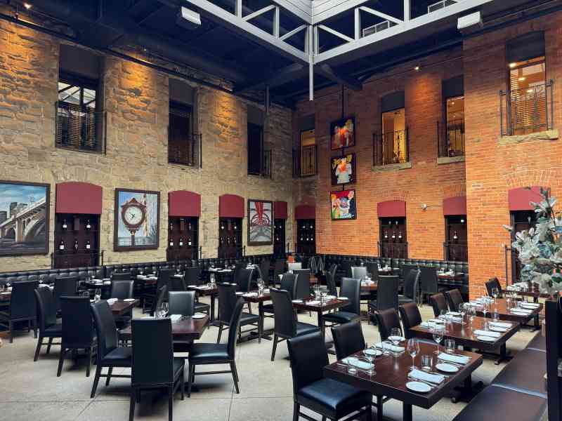 Teatro, Ska Thermal & Living Room