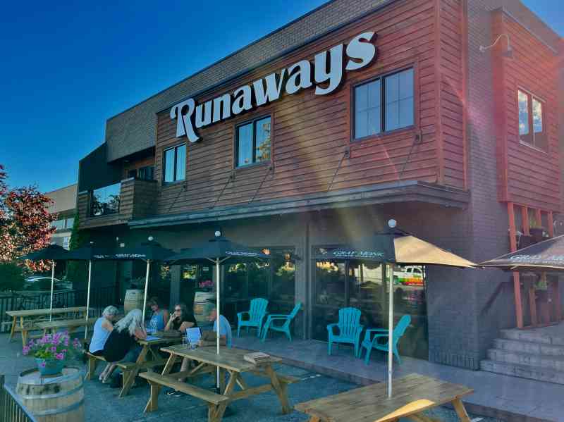 Runaway's Pub