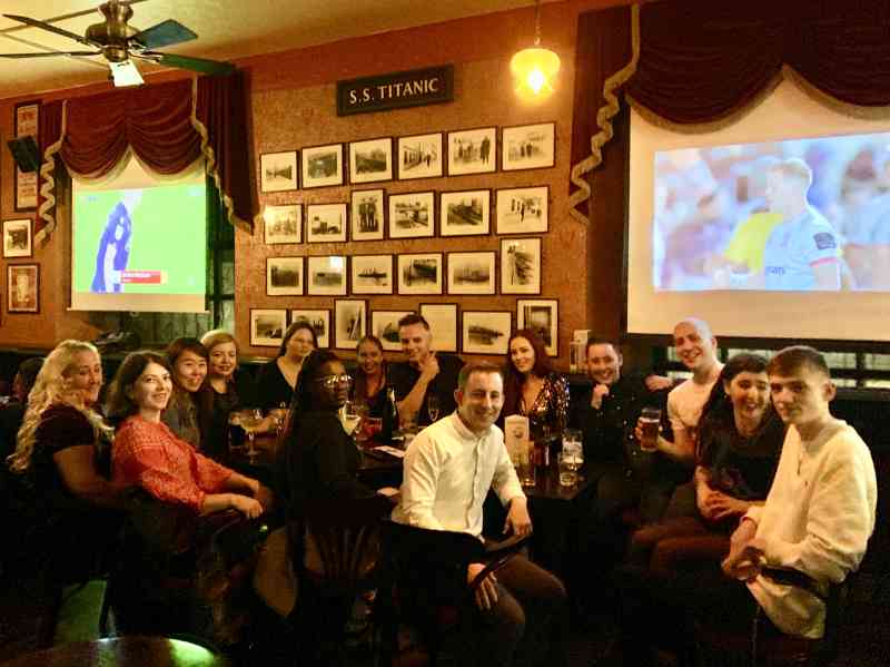 Spontaneous Pub Night