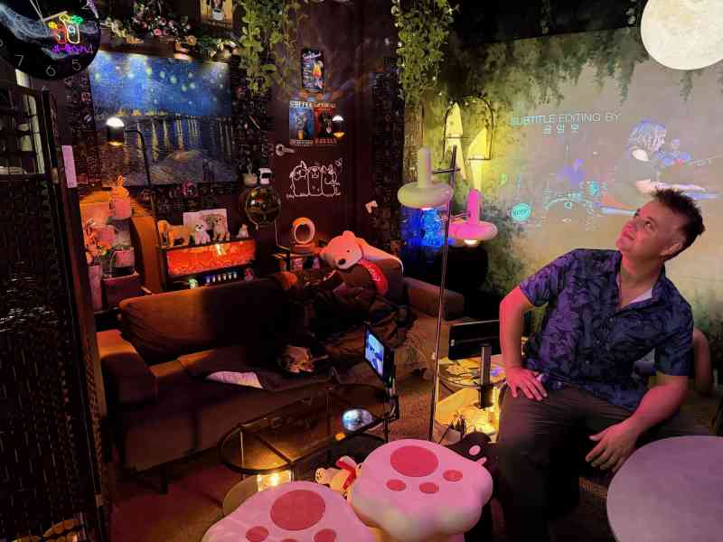 After the Moonlight Cafe