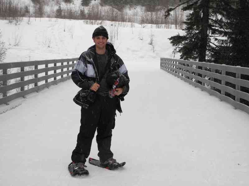 Snowshoeing Sun Peaks