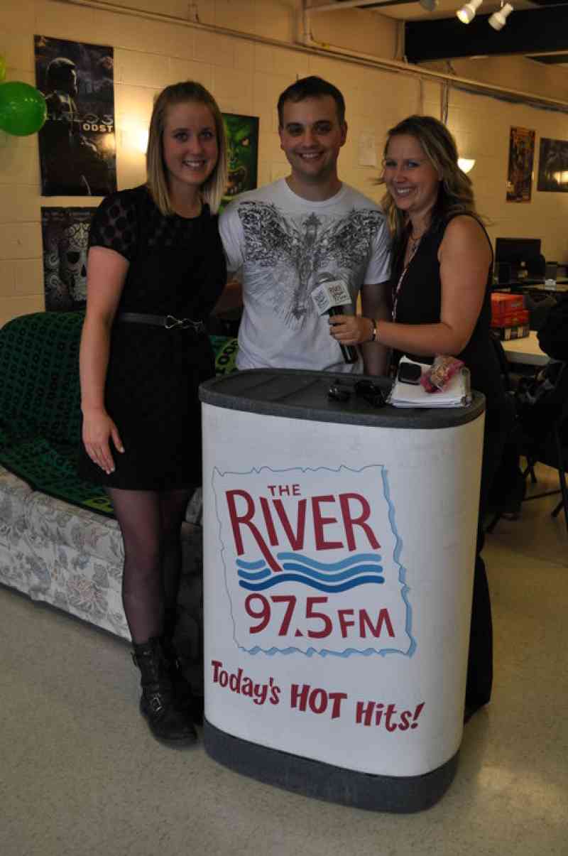 26018_10150160625915644_677220643_12354504_1852480_n