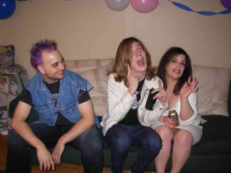 n127300212_30129260_2921