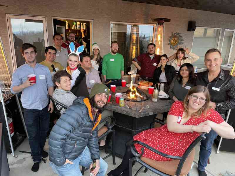 Glow Easter & Dirty Pour