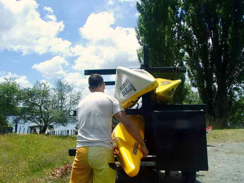 _2014-01-04 09.30-1 - Maori Rock Carving Kayaking:Mine Bay