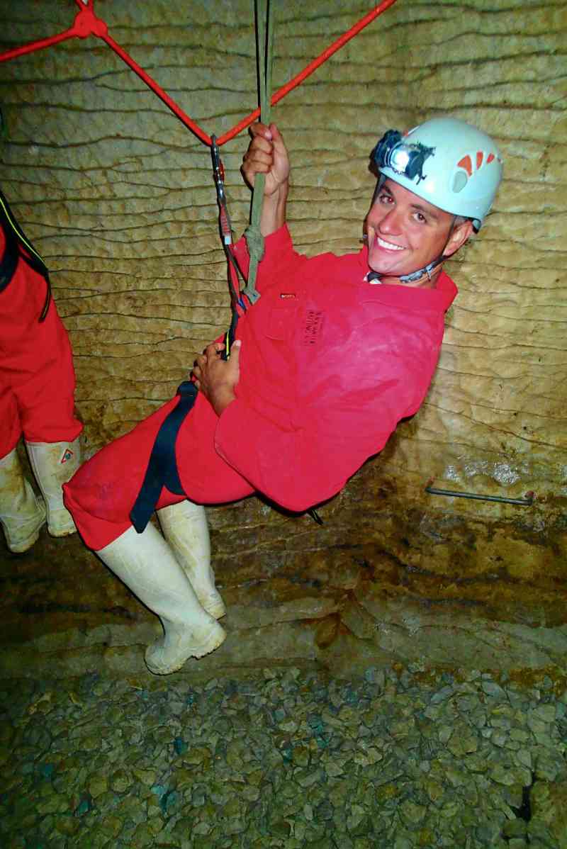 _2014-01-07 09.33-18 - Blackwater Rafting & Caving (Black Odyssey & Labyrinth Tour Combo)