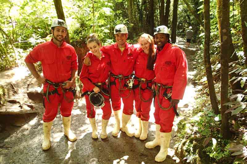_2014-01-07 09.33-1b - Blackwater Rafting & Caving (Black Odyssey & Labyrinth Tour Combo)