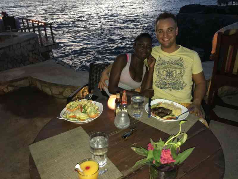 0056 - CATCH A FALLING STAR W:LIZZIE, NEGRIL