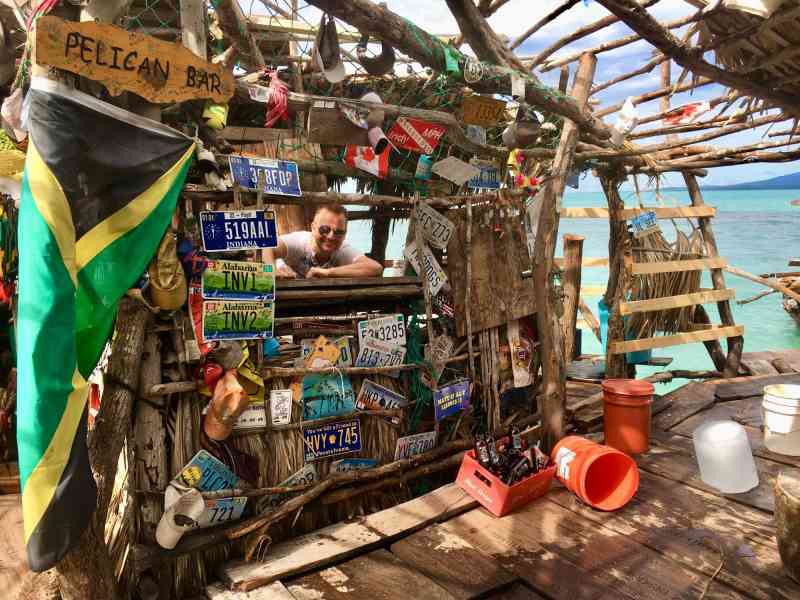 0164 - PELICAN BAR
