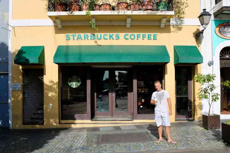 STARBUCKS, SAN JUAN