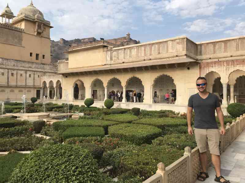 Amer Fort & Sheesh Mahal