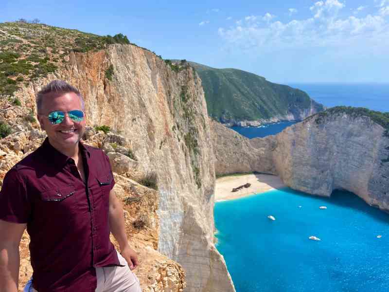 Shipwreck Beach Viewpoint