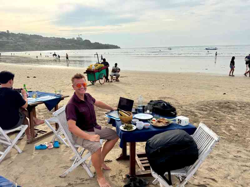 Sunset Dinner @ Menega Cafe:Jimbaran Beach