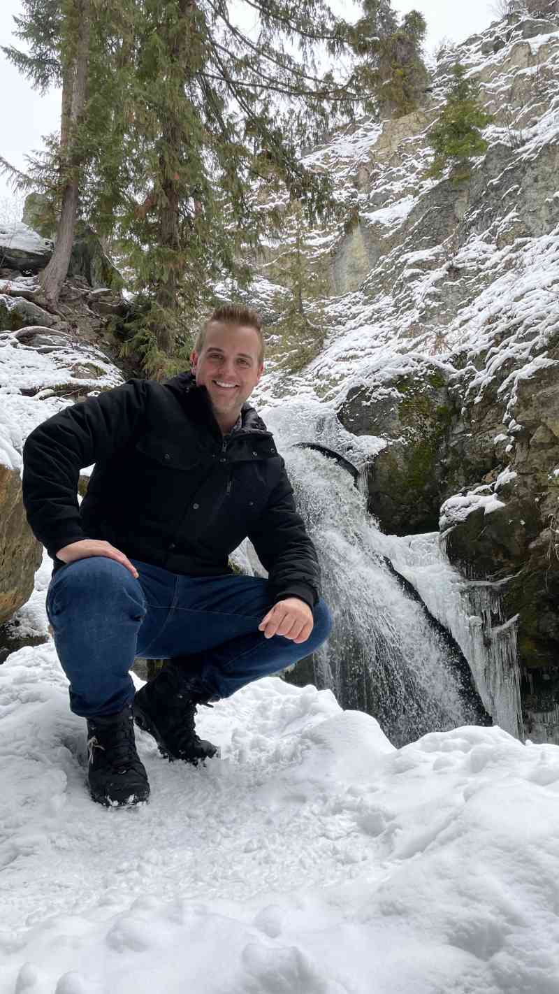 Canyon Falls via Canyon Falls Ct