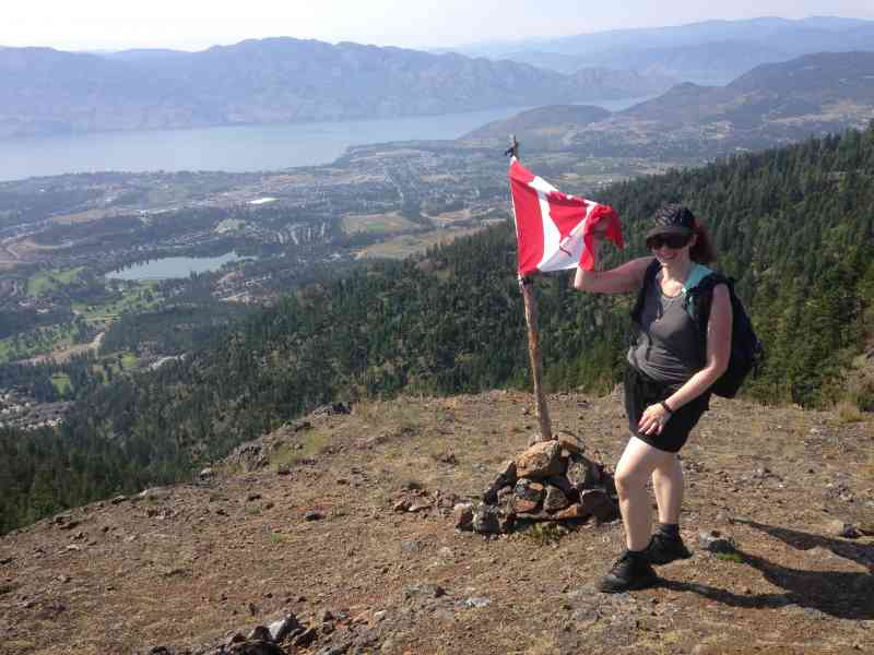 Carrot Mountain: Exterior Loop / Tammy
