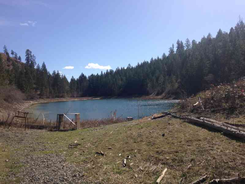 Stephens Coyote Ridge: Light Blue Lake